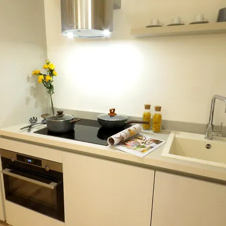 Ariosti Apartment