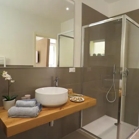 Apartment Ariosti