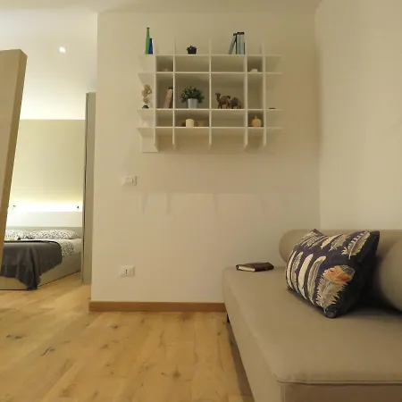 Ariosti Apartment